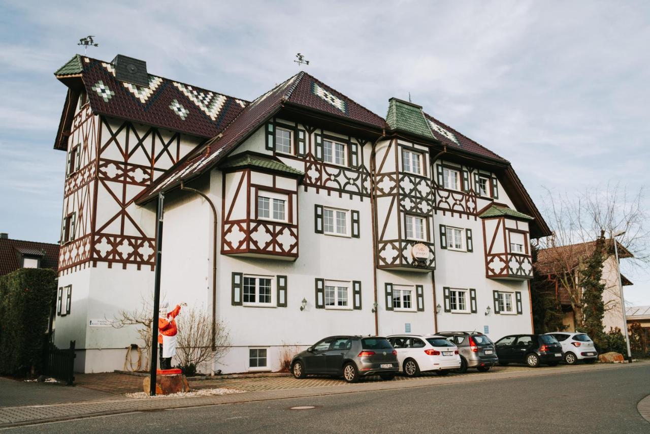 Astheimer Schloesschen Требур Экстерьер фото