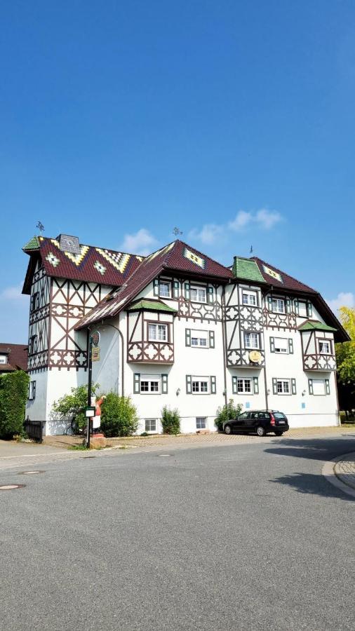 Astheimer Schloesschen Требур Экстерьер фото